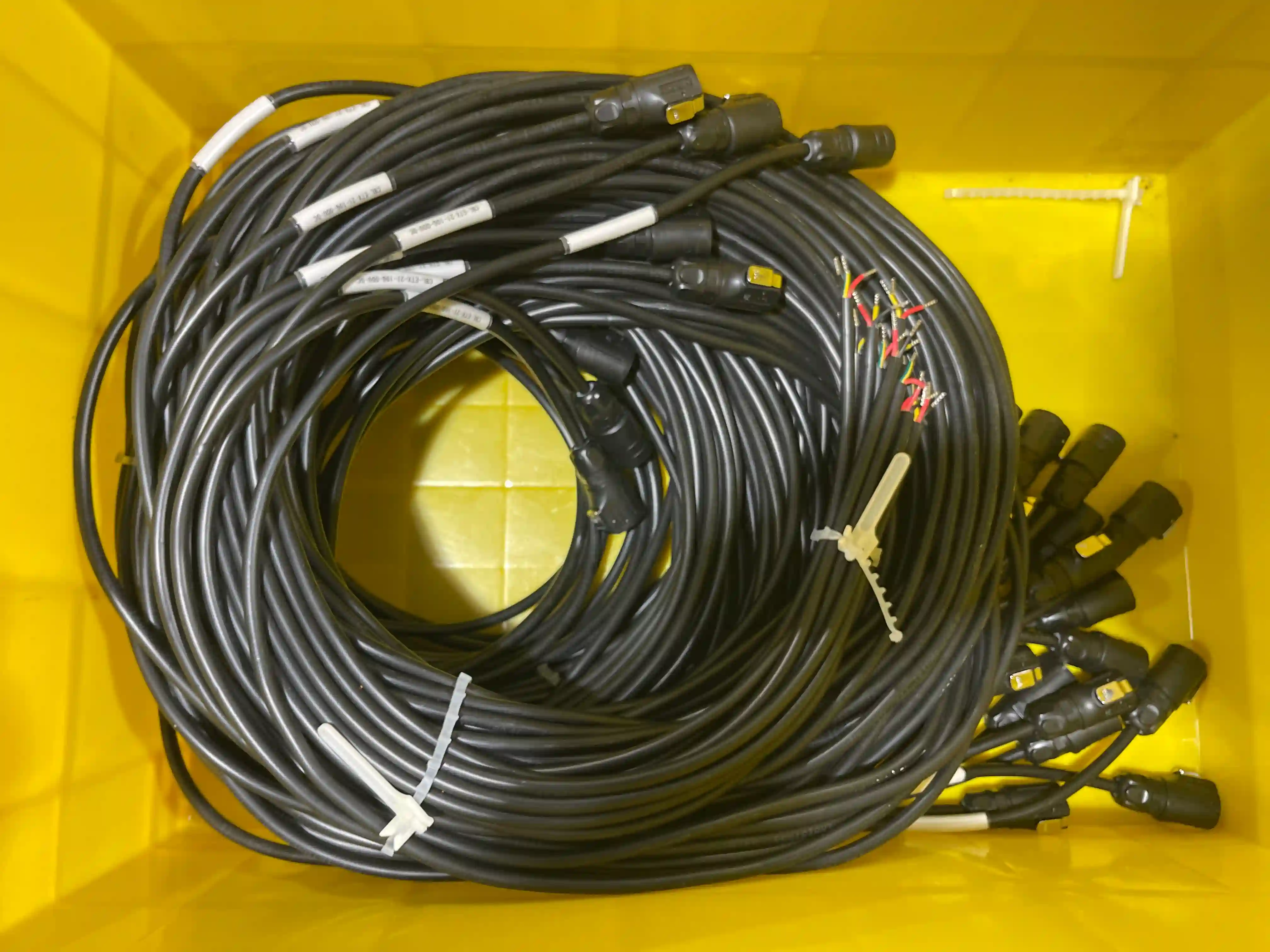 FAKRA Connector Cable Assembly for Automotive Applications