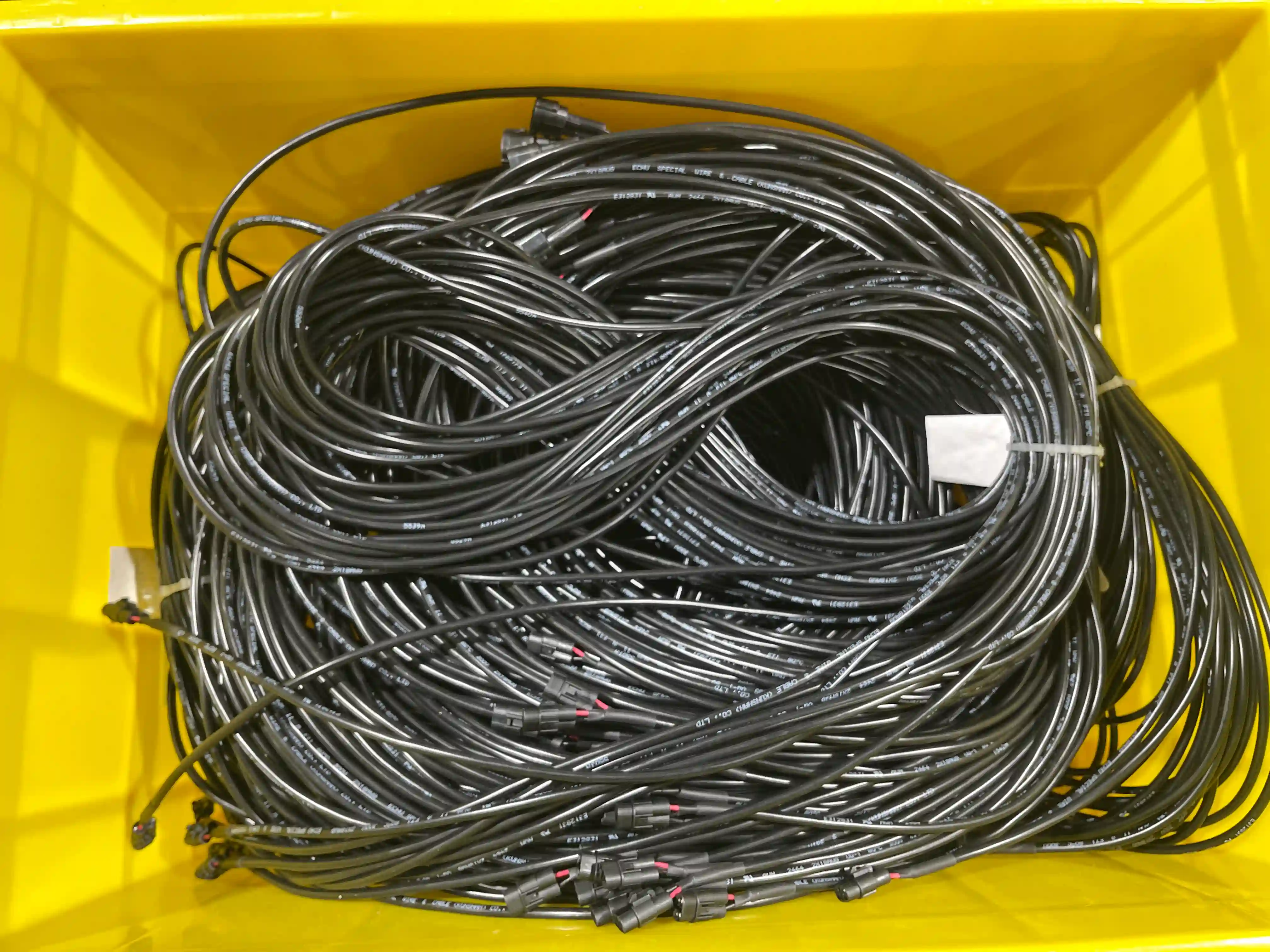 Portable power cord and industrial cable assembly with rubber jacket construction